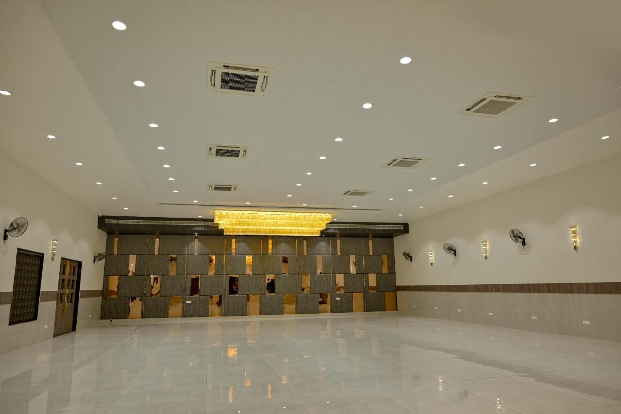 Md Farms And Resorts Mathura Exterior photo
